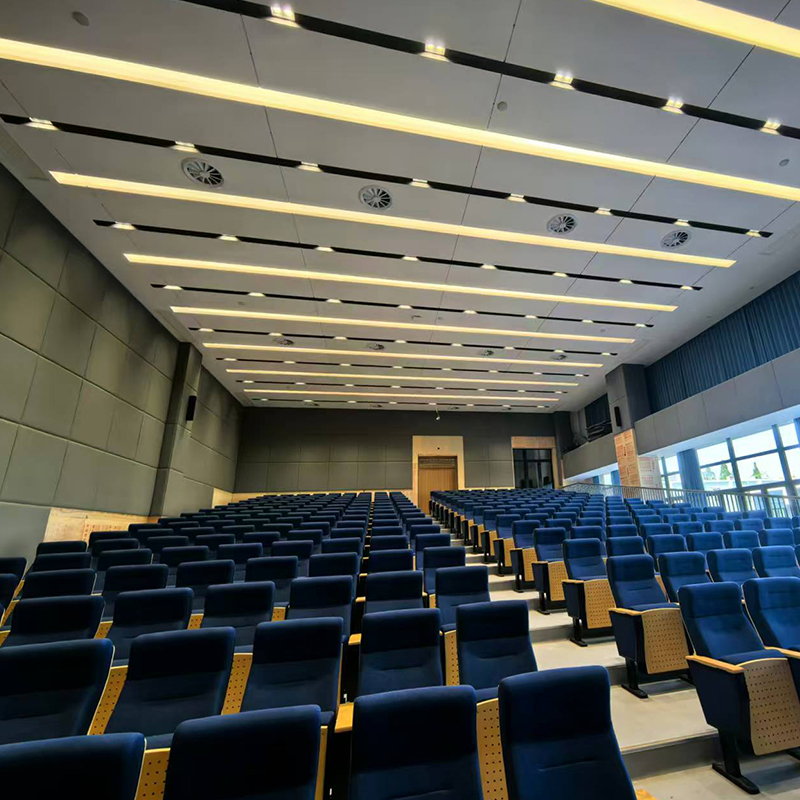 Bőrbevonatú akusztikus panelek szivaccsal, hatékonyan védik az embereket a sérülésektől